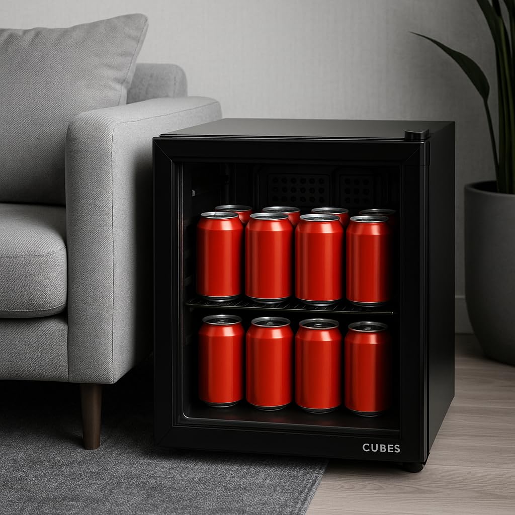 °CUBES Mini Kühlschrank schwarz 48L | Leise & energieeffizient | Kompakter Getränkekühlschrank mit Glastür – Perfekt für Büro, Gaming & Camping | Kleiner Kühlschrank mini fridge