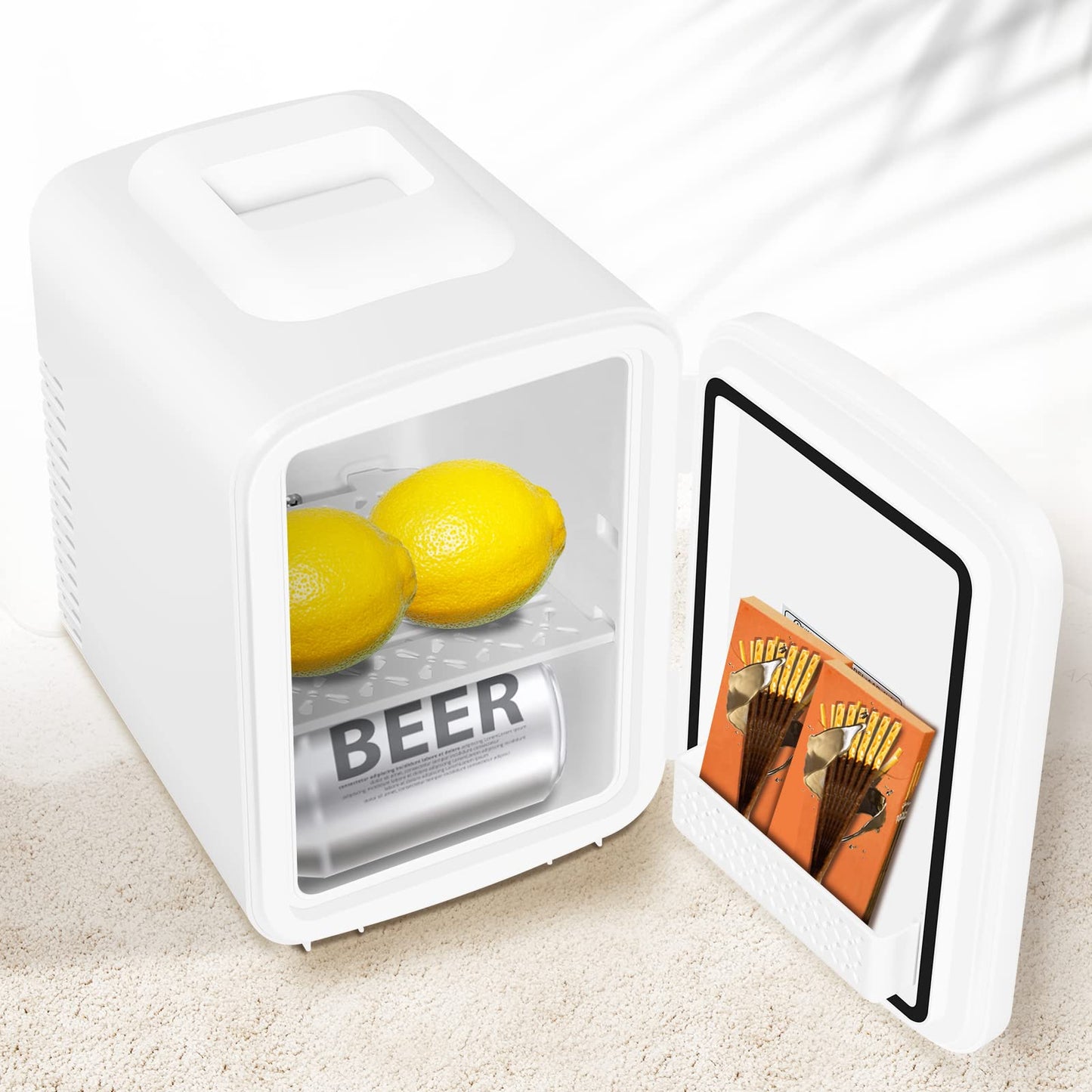 WANNYTON Mini Kühlschrank 4 Liter / 6 Dosen, Tragbarer Kleiner Kühlschränke mit Kühl- und Heizfunktion, Getränkekühlschrank für Zimmer Auto Büro, AC 220-240 V, DC 12 V, Weiß