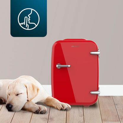 Cecotec Mini-Kühlschrank Bolero MiniCooling 4L Havanna Red, Betrieb mit 12V-220V, Kompatibel mit Auto und Wohnwagen, Kühl- und Heizfunktion, Temperaturbereich 5-65º, Einfacher Transport.